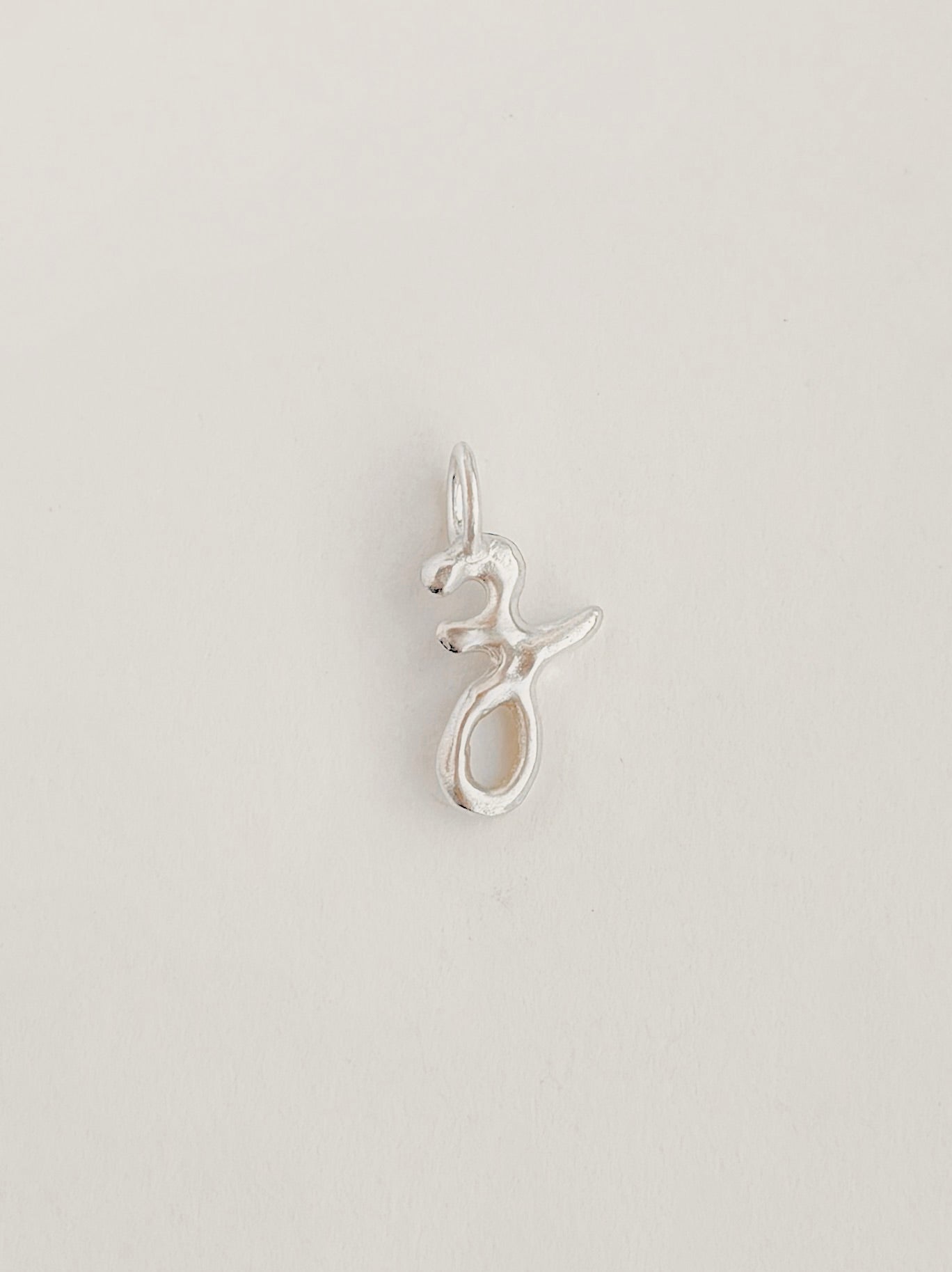LETRAS pendant