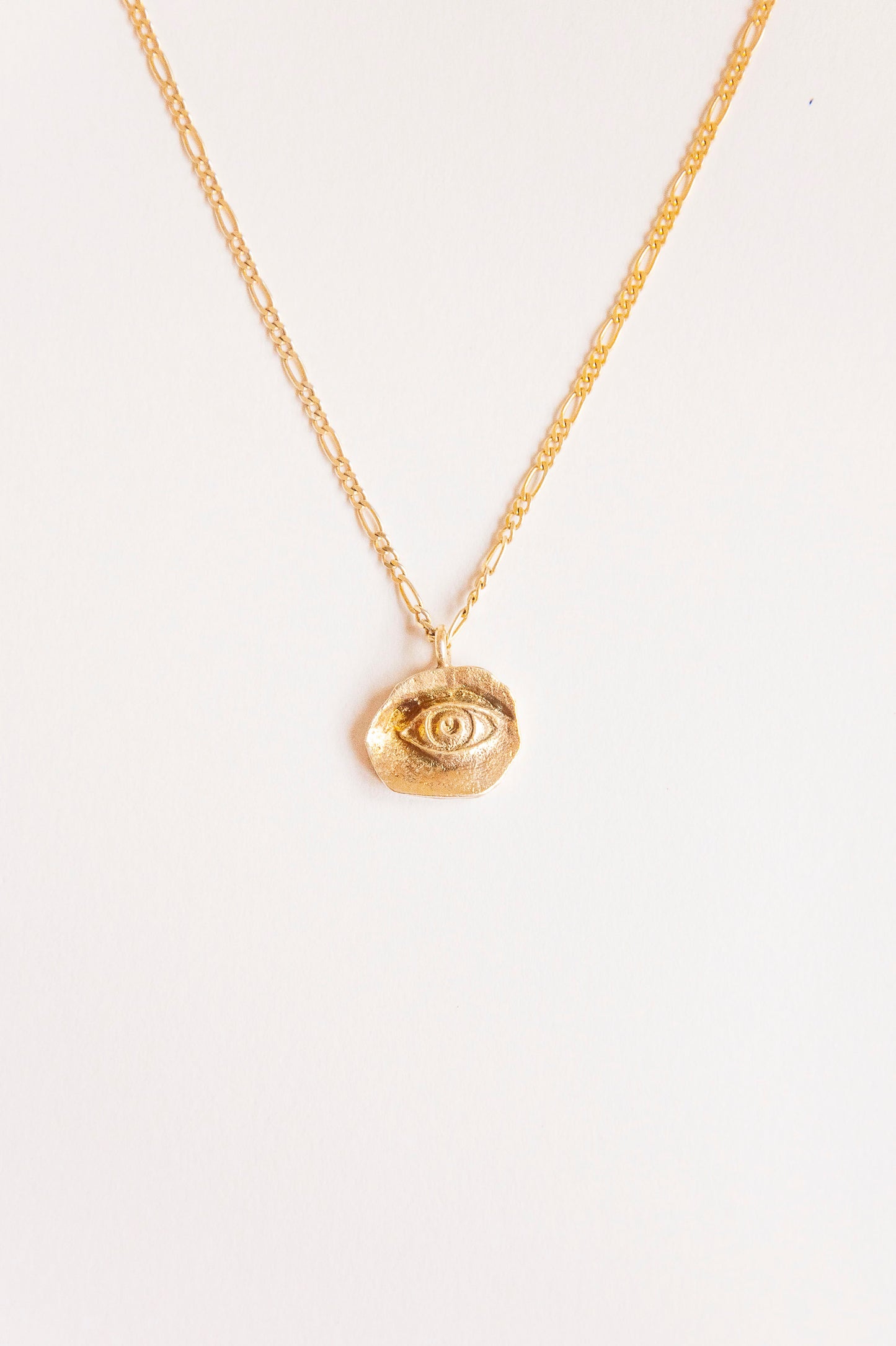 OLHO necklace