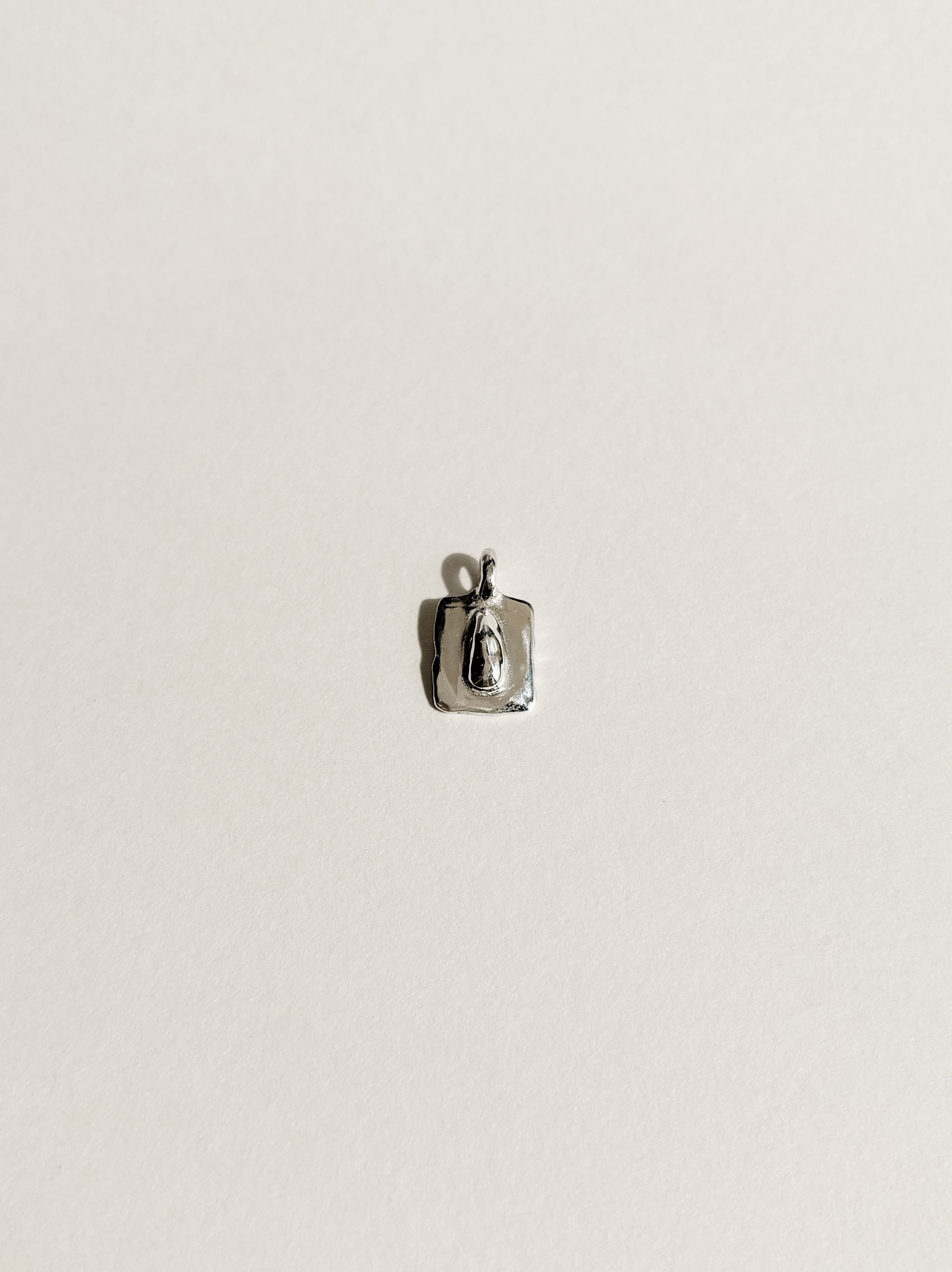 LAGRIMA pendant