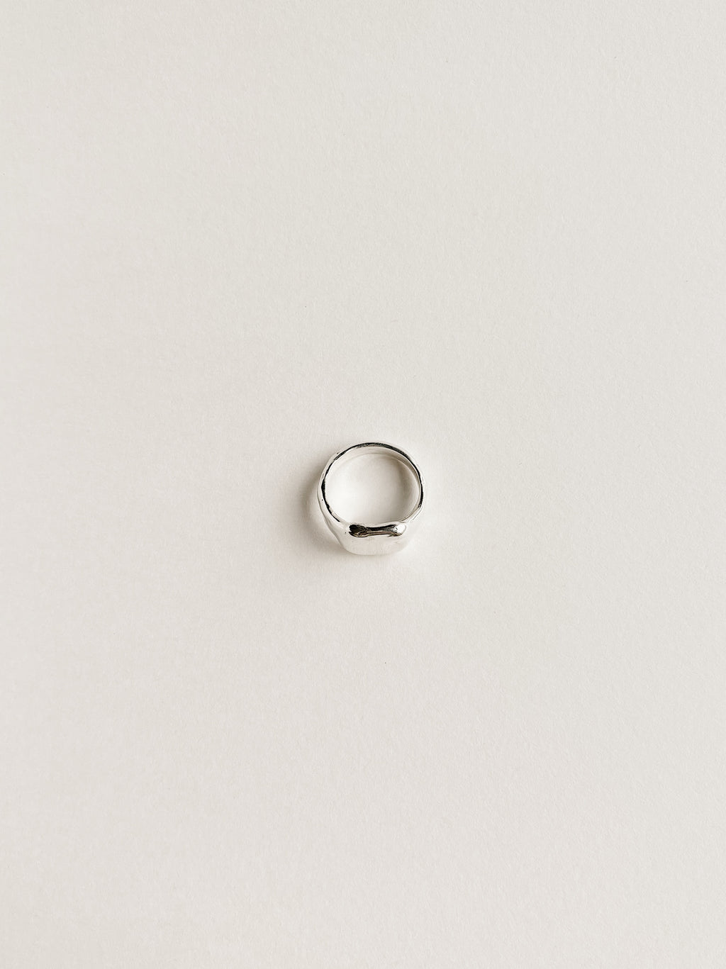 VAZIO ring